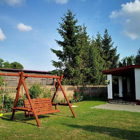 Ferienwohnung Malwa Jezierzany Exterior foto